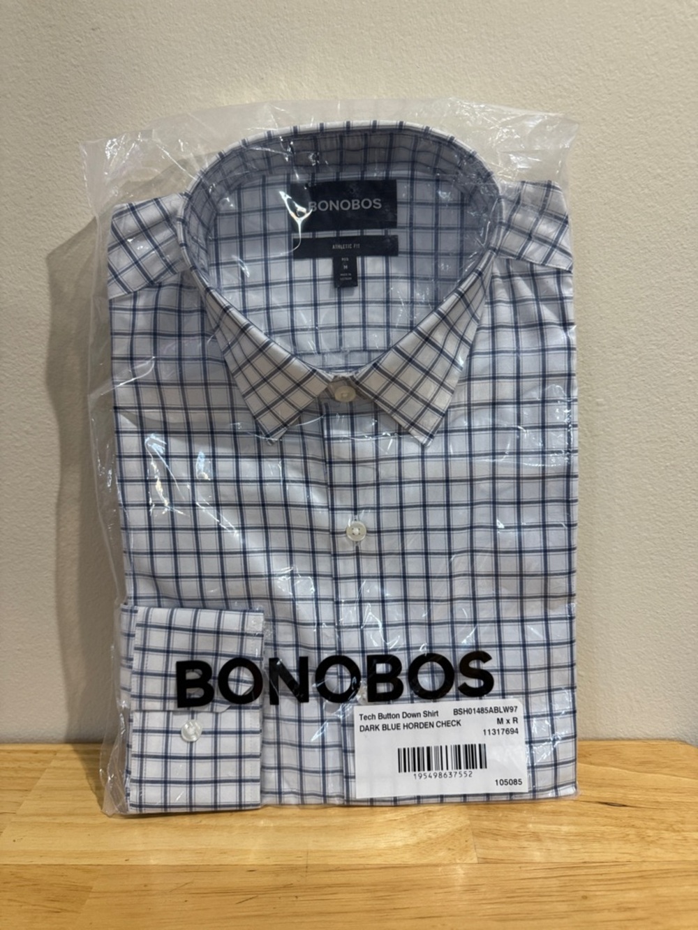 NWT Bonobos Athletic Tech Button Down Shirt Dark Blue Horden Check (Size M x R)